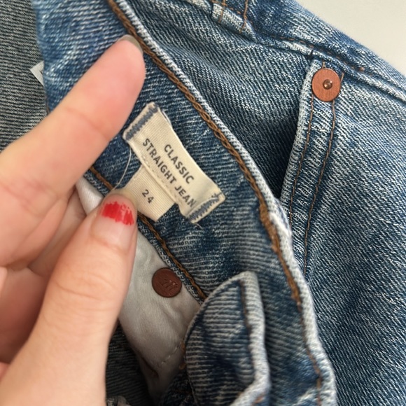 Madewell Classic Straight Jean - Picture 5 of 5